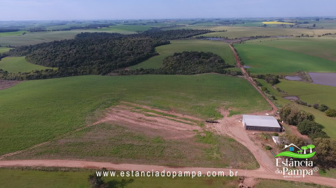 DO PIVO 2 PARA O 1 ALTO.00_06_03_11.Quadro003_bcbce578e7329e3b48749959c6f6101bf6619059.jpg